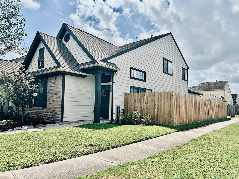 3602 Cedar Flats Ln