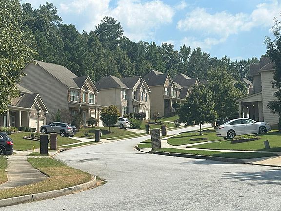 4th image of 4071 Lucas Ln
