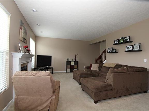 4th image of 7805 Hawksbury Ct