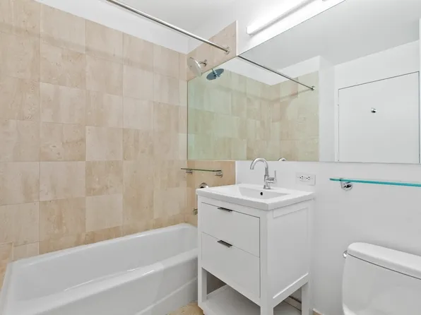 800 6th Avenue image 8 of 27