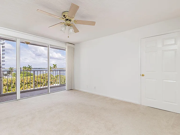 3901 S Flagler Dr #505 — Photo 19