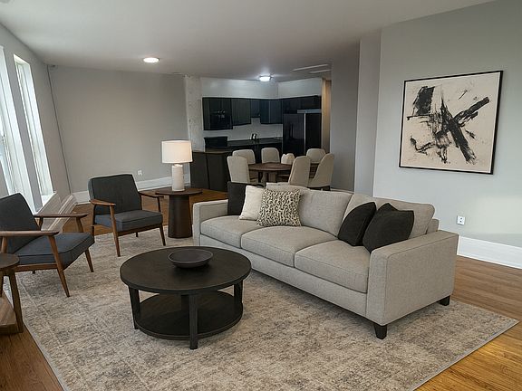 5th image of 1408 Michigan Ave #2011-A