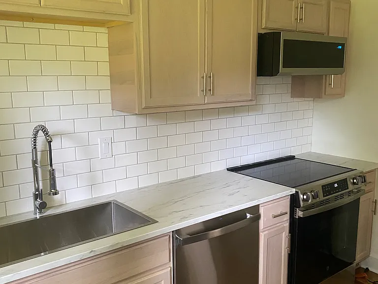 1704 Hillmont Dr #1704 — Photo 11