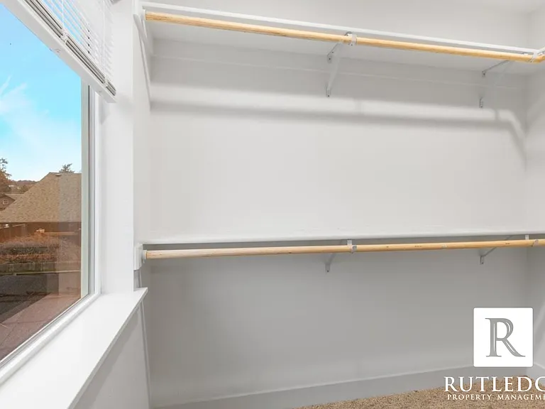 565 G St #1 — Photo 14