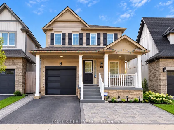 145 Harrongate Pl, Whitby, ON L1R 3E6