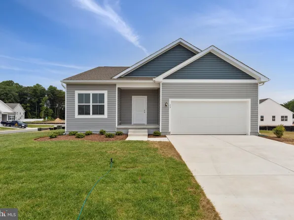 13 Line Ave, Felton, DE 19943