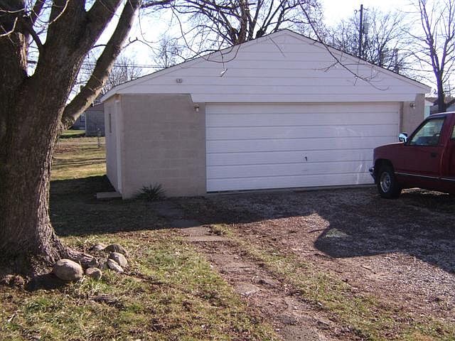 2nd image of 2520 Homecroft Dr