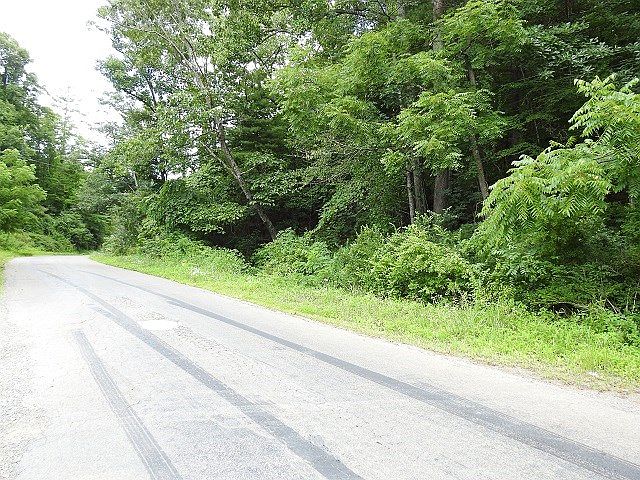 2nd image of Bedsaul Rd