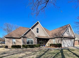 1404 Cemetery Rd, Fort Gibson, OK 74434