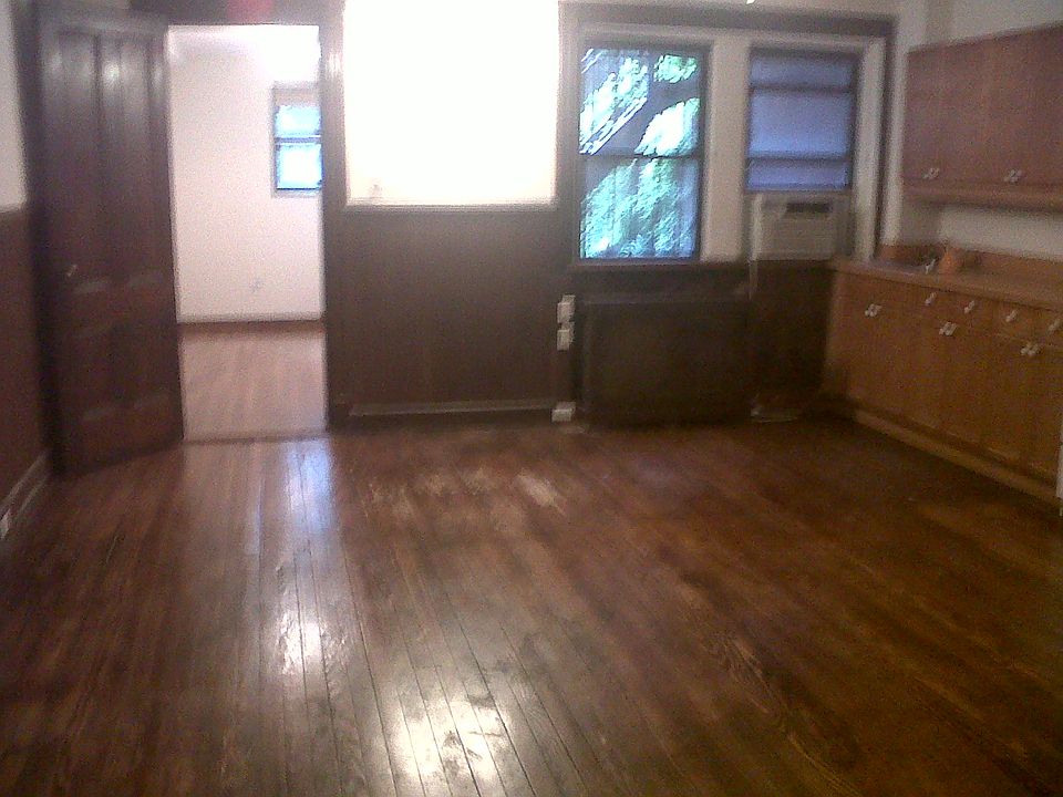1st image of 154 W 94th St APT B