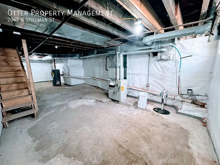 2042 N Stillman St — Photo 31
