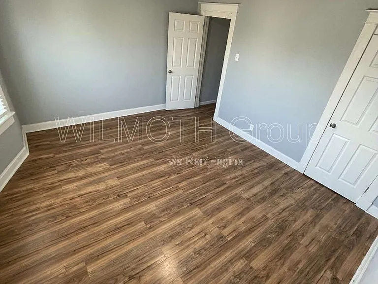 12 N Randolph St — Photo 13
