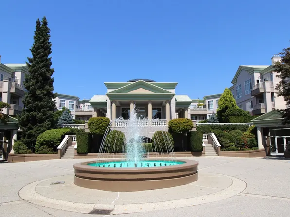 8975 Jones Rd #303, Richmond, BC V6Y 3Y7