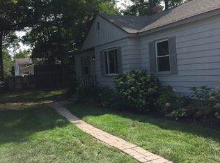 1227 Tull Dr, Waterford, MI 48327