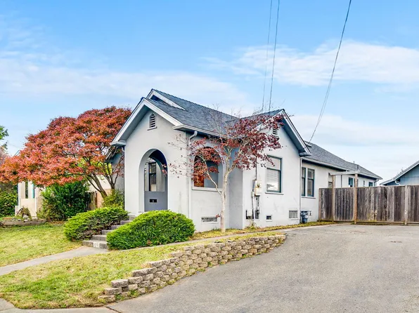 3211 E St, Eureka, CA 95503