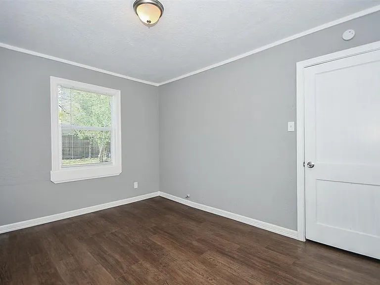 7334 Mountbatten Rd — Photo 21
