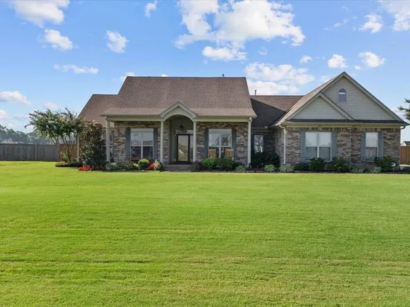 190 Jameson Cv, Marion, AR 72364