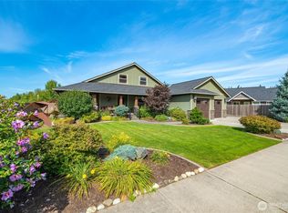 1301 Coopers Ln, Everson, WA