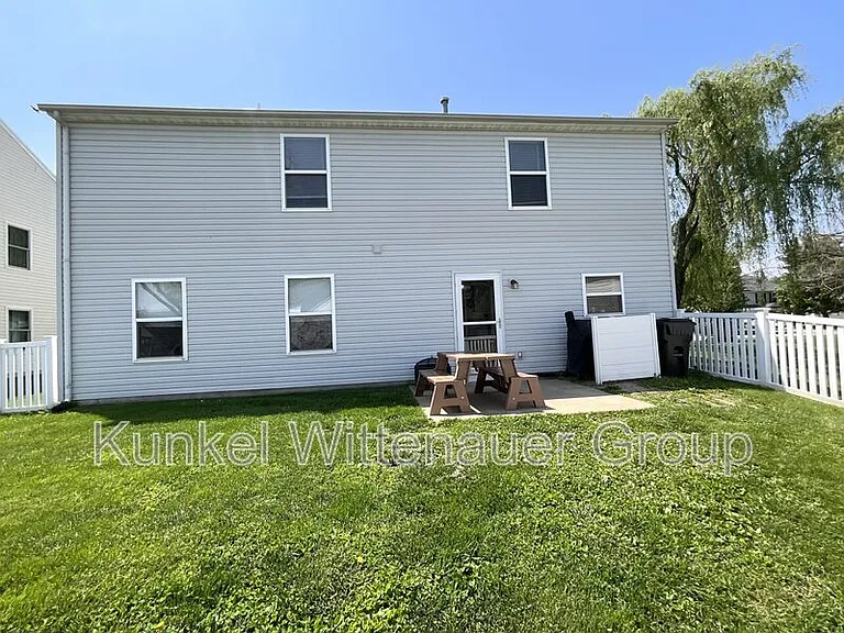 239 Falling Leaf Way — Photo 2