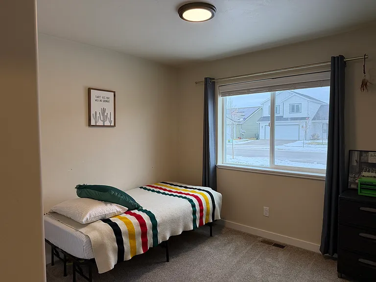 510 Sparrow Rd — Photo 9