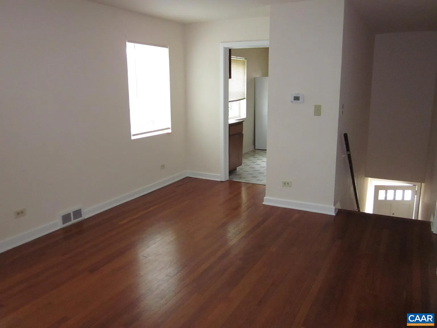 2 bed, 1.0 bath, 850 sqft, $1,550 — Photo 3