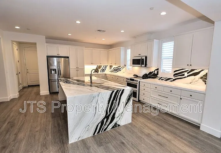 4988 Amina Fair Way — Photo 16