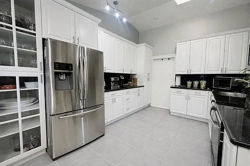 21023 Rustlewood Ave Photo 1
