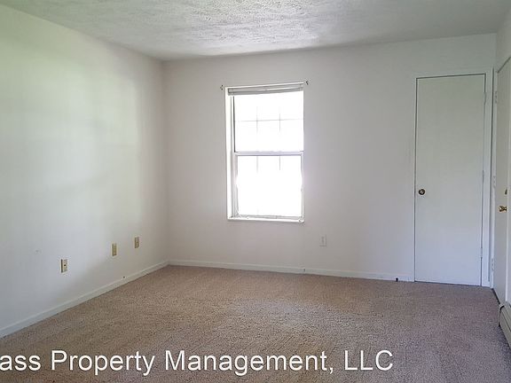5th image of 3138 Byron Center Ave SW APT 1
