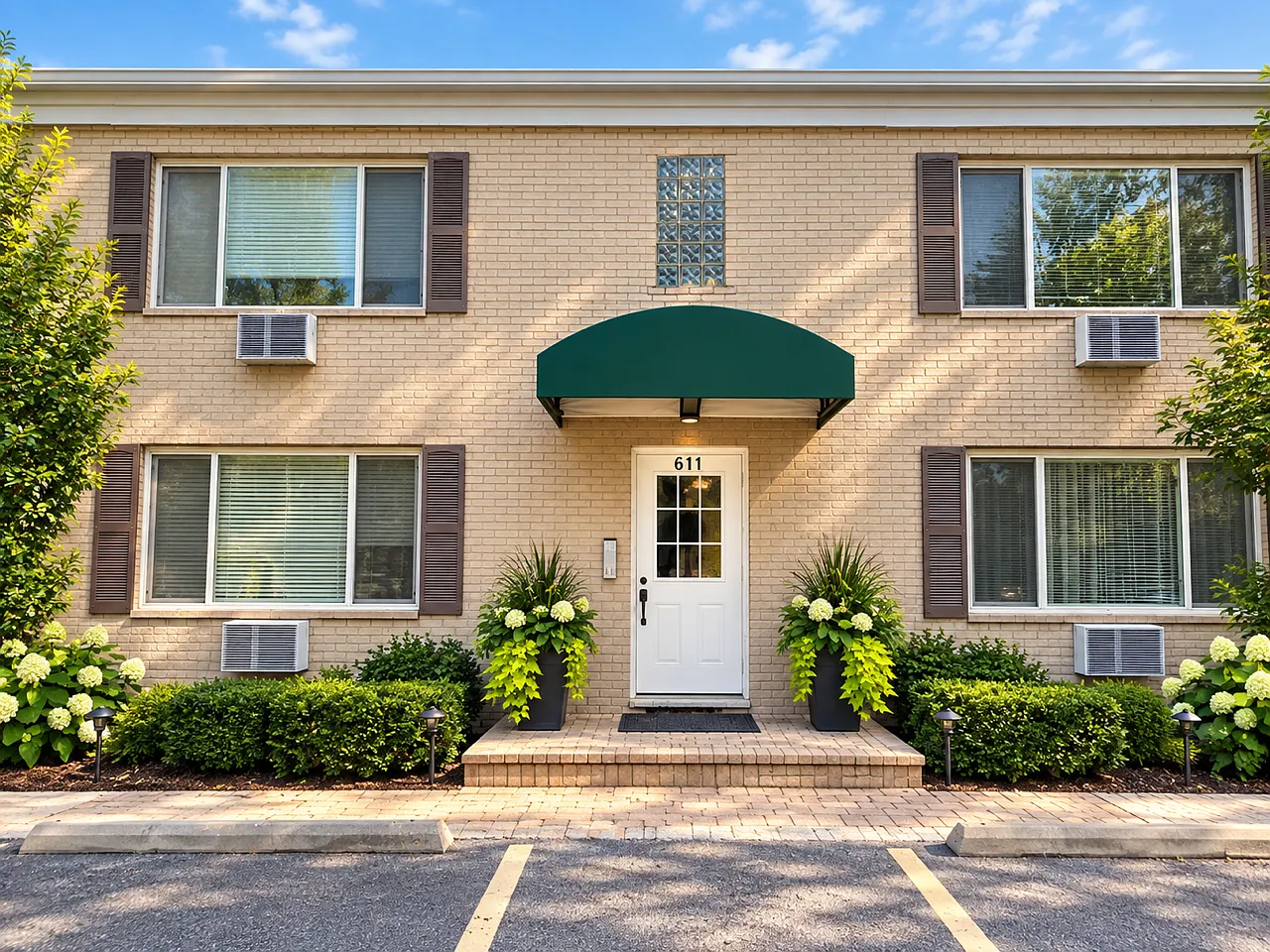 2 bed, $1,550 — Photo 1