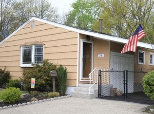 38 Boulevard E, Keyport, NJ 07735