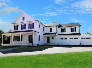 1709 Monument St, Concord, MA 01742