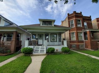 4215 W Melrose St, Chicago, IL 60641