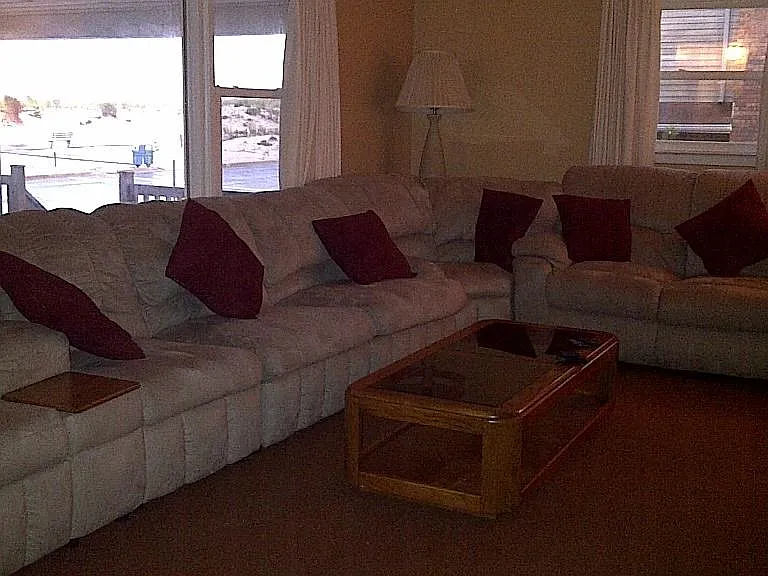 907 N Ocean Ave — Photo 3
