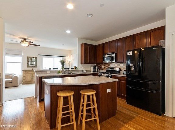 3rd image of 1174 Kilbery Ln #1174