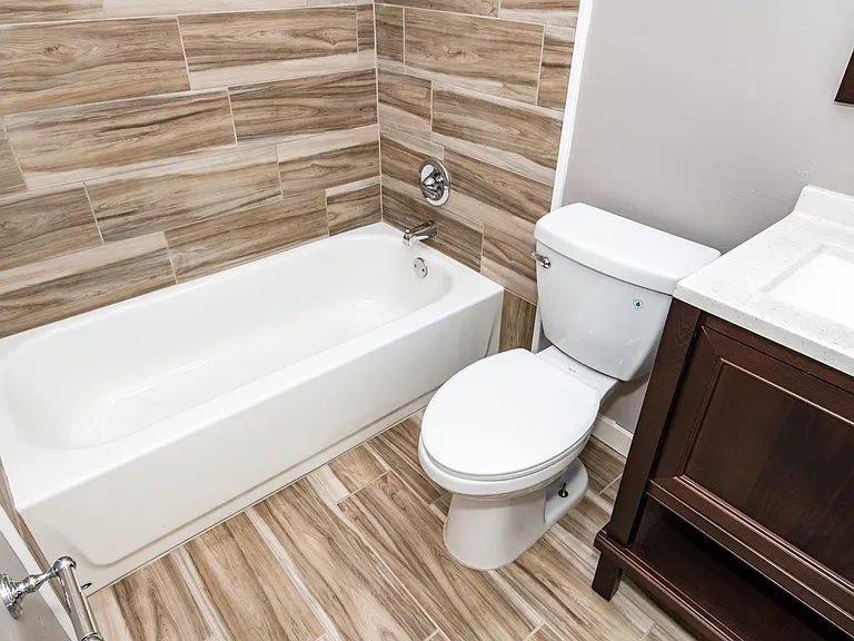 2821 Blackhawk Rd — Photo 35