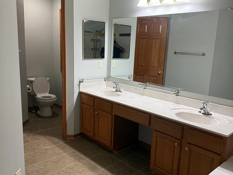 1900 Smoky Meadow Dr — Photo 9