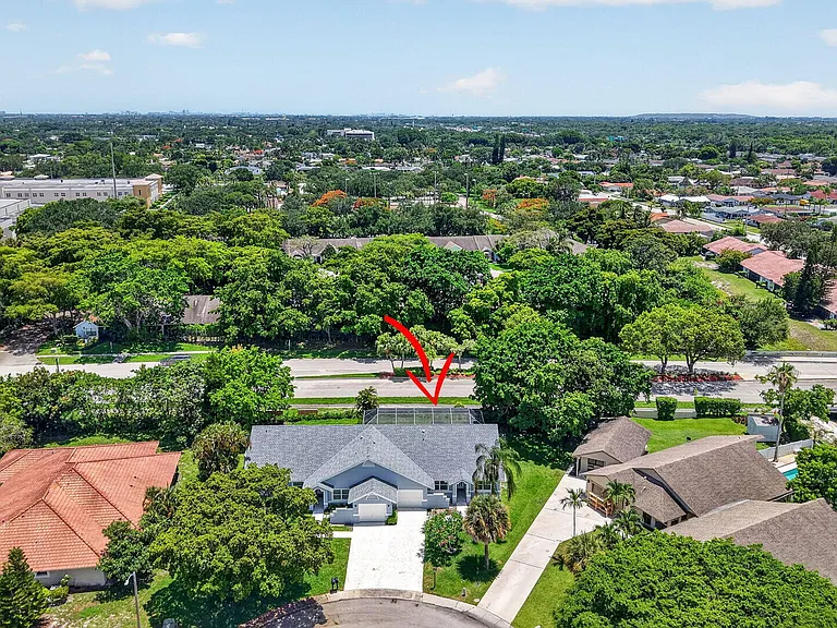1378 NW 13th Ct — Photo 47
