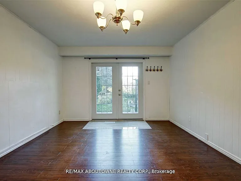 14 Angus Dr #LOWER — Photo 7
