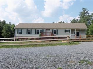 1030 She And I Ln, Bessemer City, NC 28016