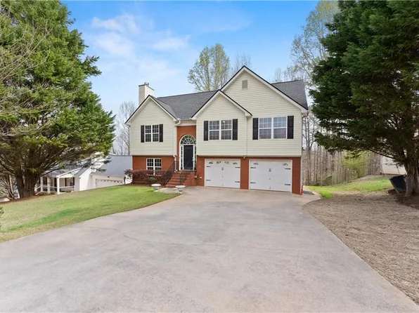 7219 Plum Creek Dr, Gainesville, GA 30507