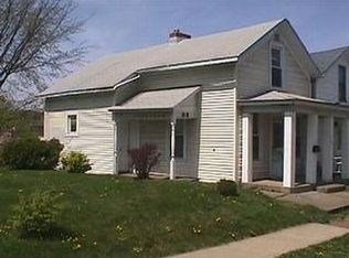343 N 2nd St, Coshocton, OH 43812
