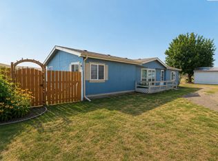 81 Morrow St, Endicott, WA 99125