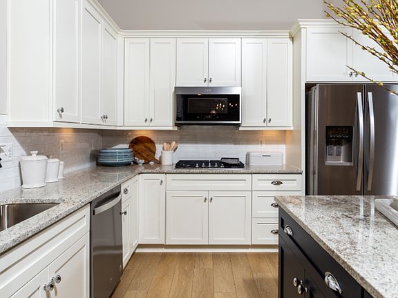 7th image of this home