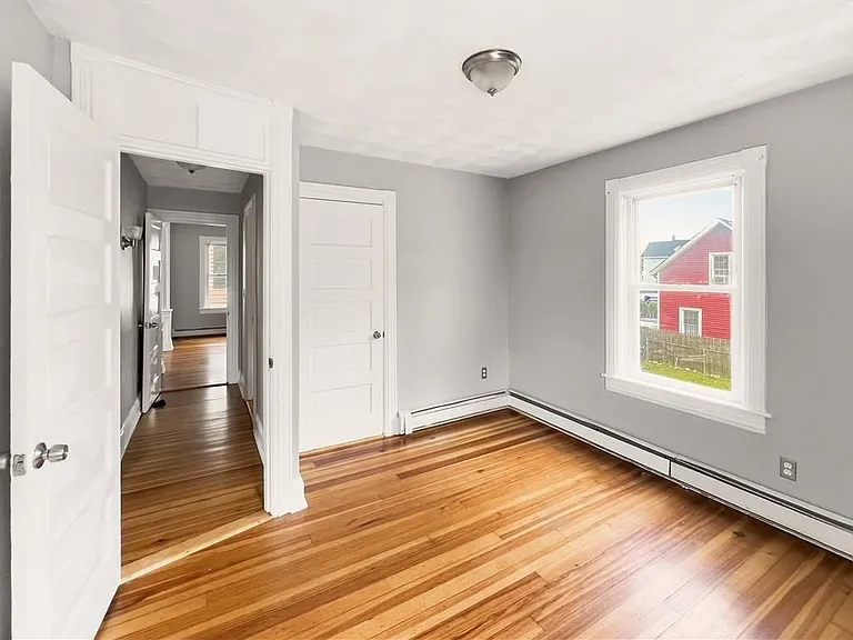 362 Weeden St — Photo 22