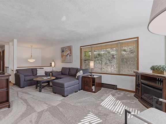 5th image of 468 Piney Acres Circle