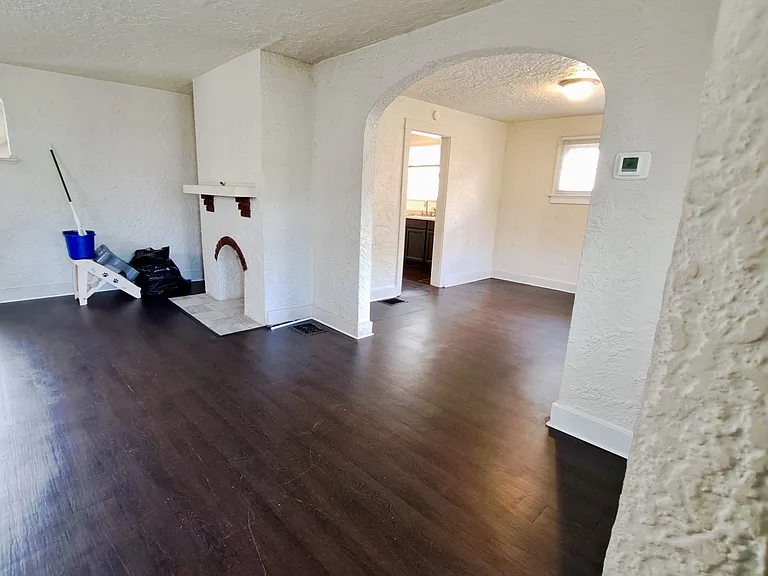 244 E Siebenthaler Ave — Photo 2