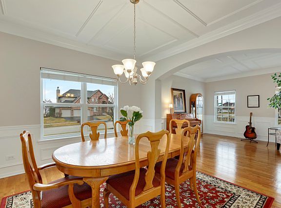 4th image of 25800 Campbell Ln