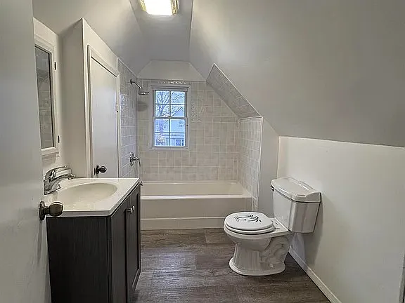 217 N F St — Photo 19