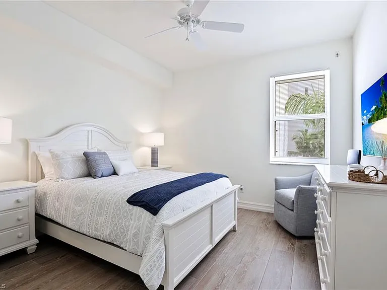 400 Flagship Dr #401 — Photo 13