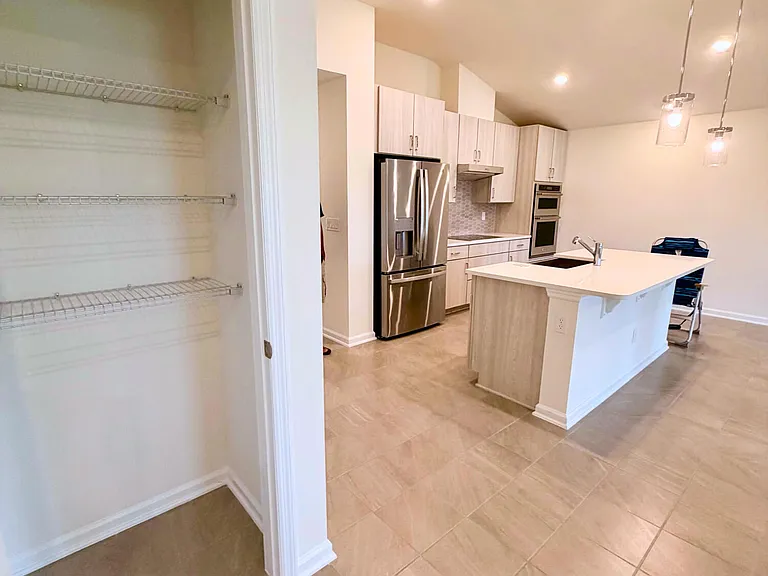 65 Signet Cir — Photo 9